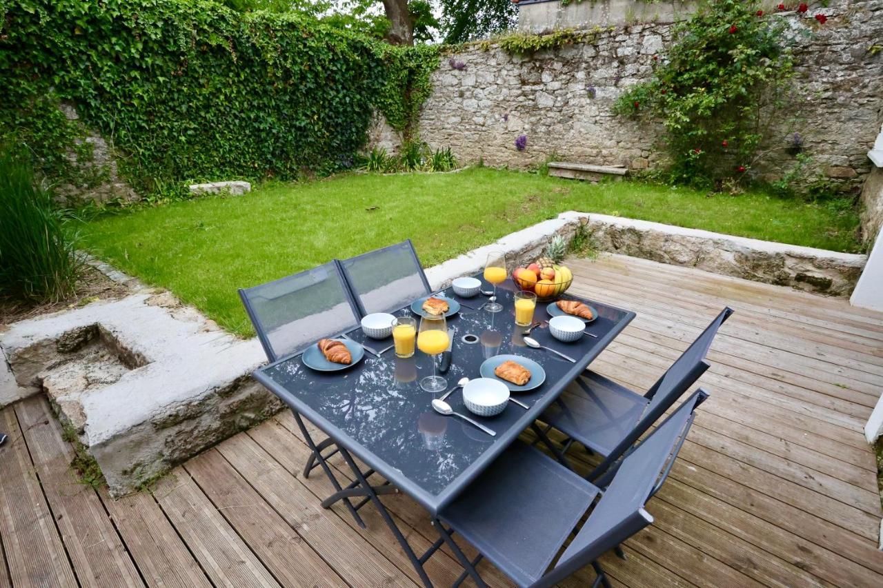L'Atelier Et Sa Terrasse Apartment Pontivy Exterior foto